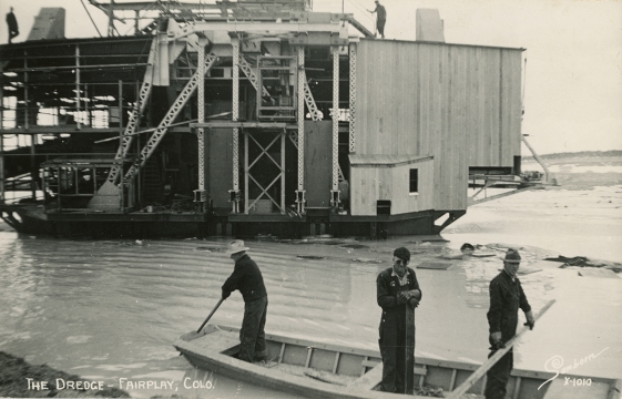 1938